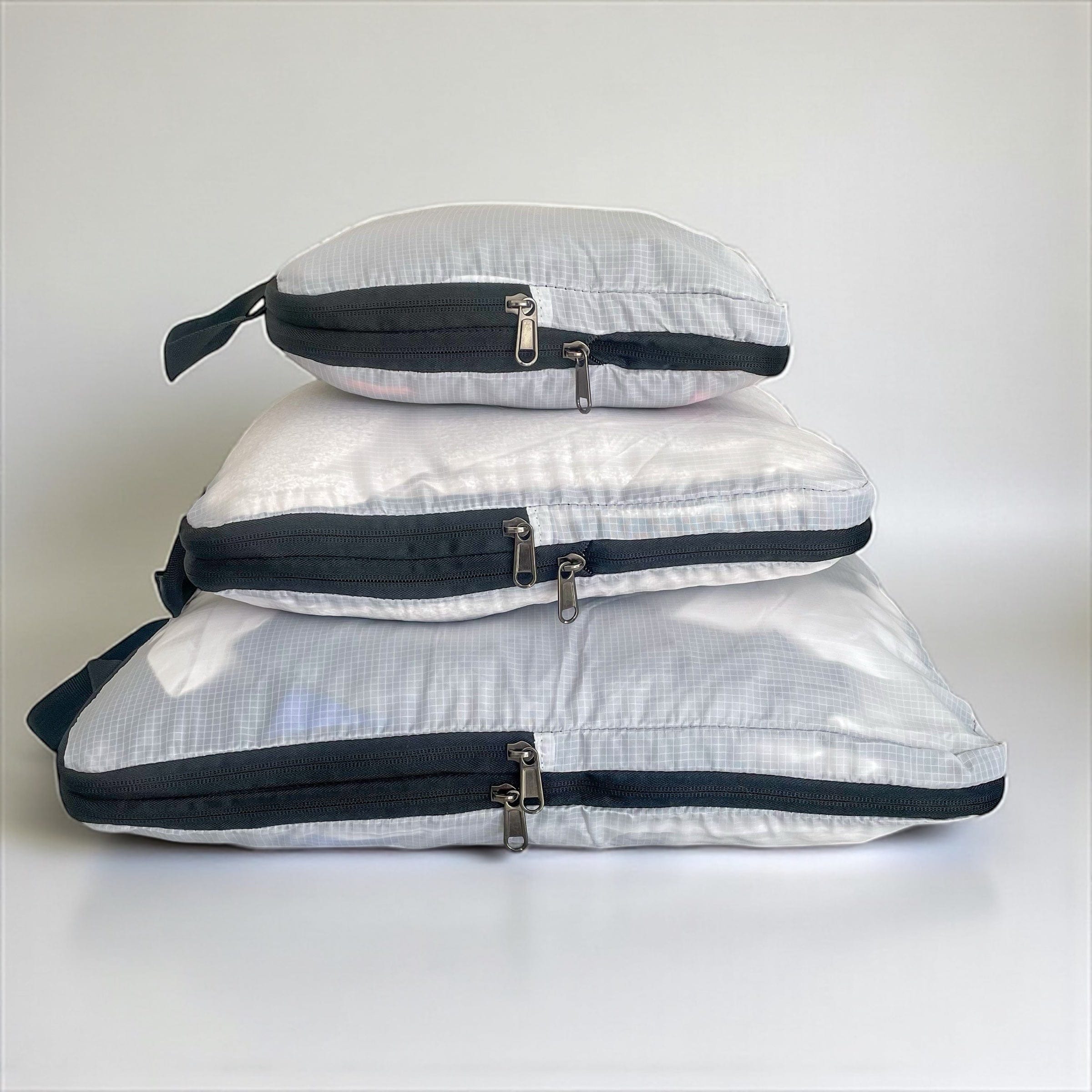Travel Companion Packing Essentials 3 Piece Set White Compression Packing Cubes